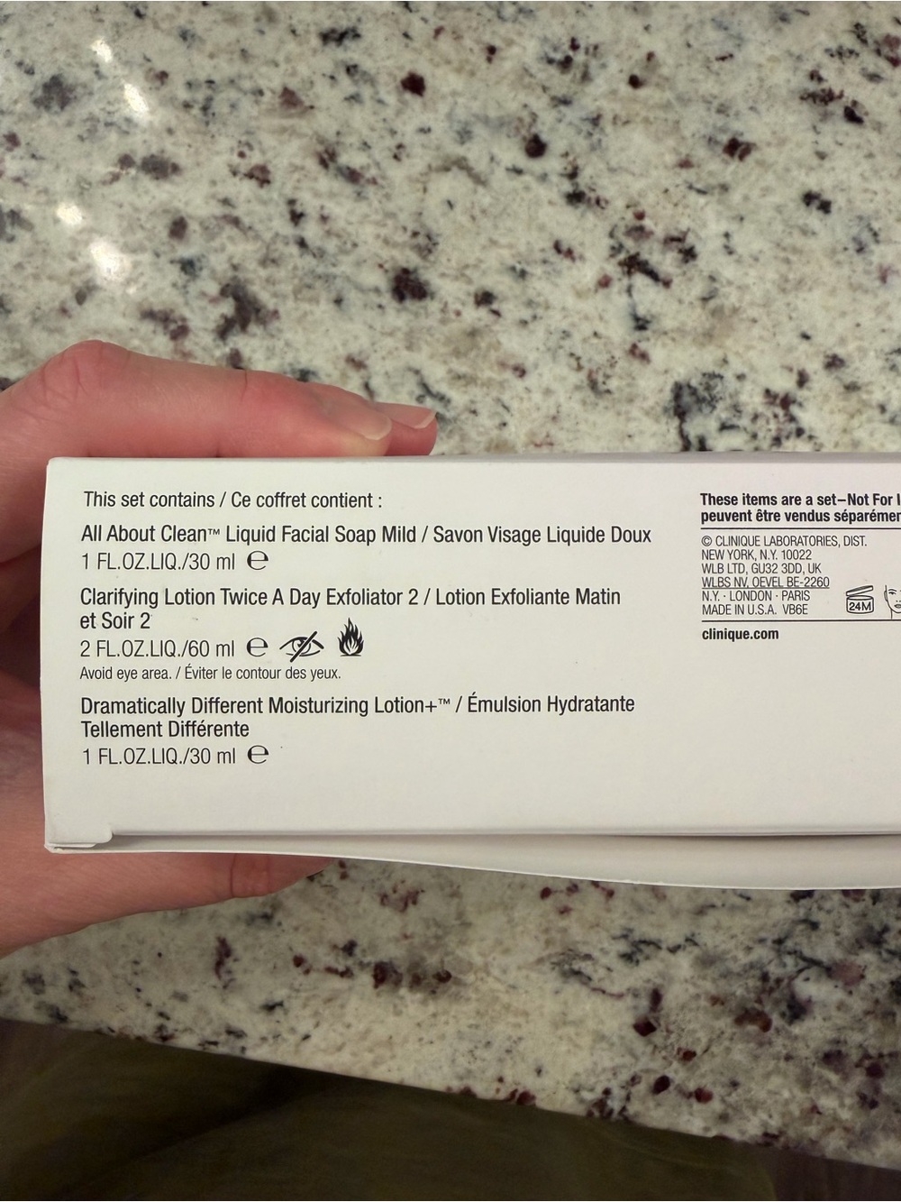 Clinique Healthy Skin Routine Mini Kit - Picture 2 of 2